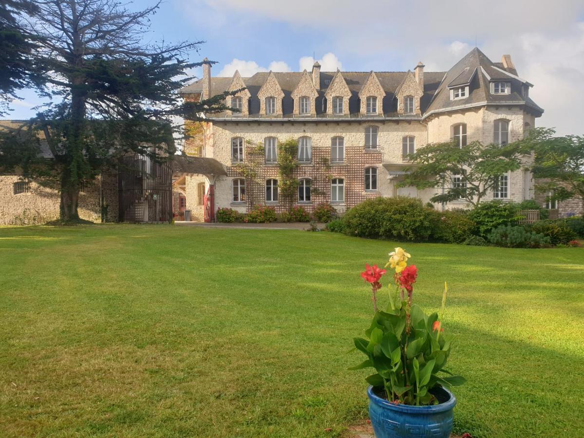 Chateau De Surville Surville  Exteriér fotografie